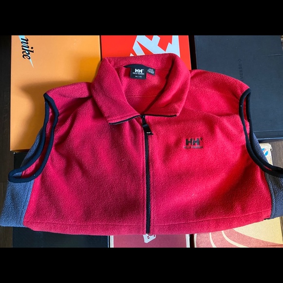 helly hansen red vest - Picture 1 of 2